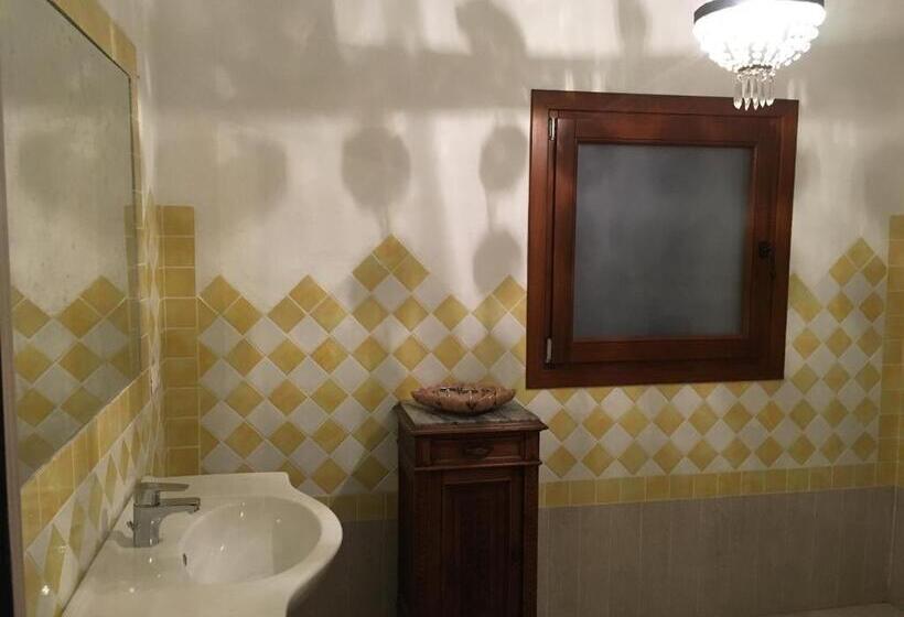 デラックスルーム, Lu Cuccumiau Country B&b