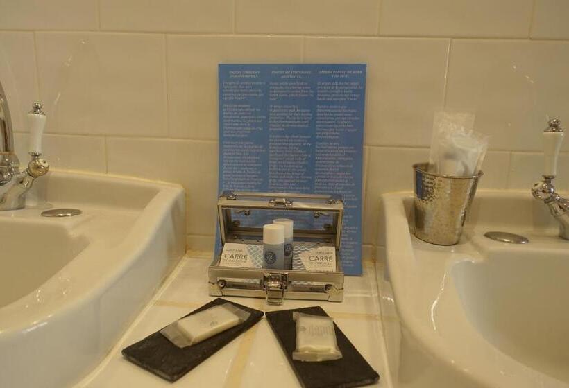 디럭스 룸, Château Moussoulens