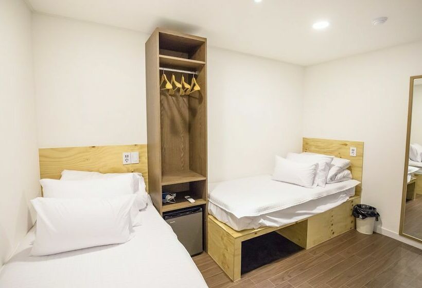 スタンダードルーム, Seoulite Inn Myeongdong Formerly   Step Inn Myeongdong 2