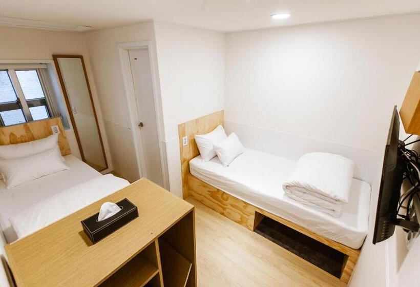 スタンダードルーム, Seoulite Inn Myeongdong Formerly   Step Inn Myeongdong 2