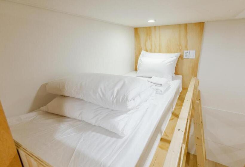 共用房间的床, Seoulite Inn Myeongdong Formerly Step Inn Myeongdong 2