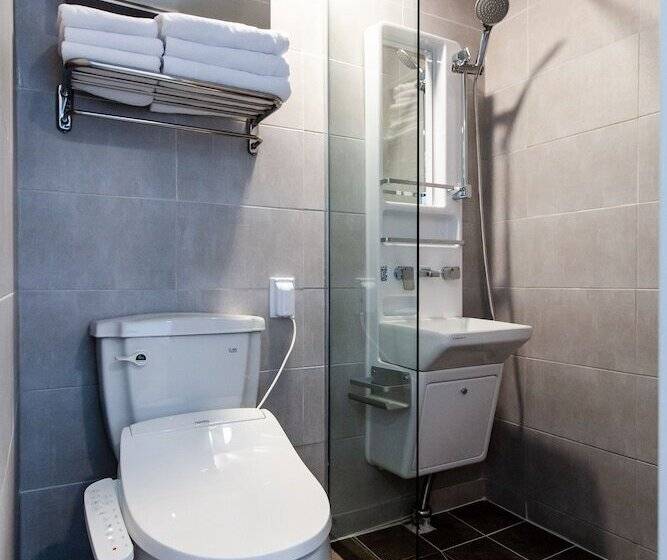 标准三人间, Seoulite Inn Myeongdong Formerly Step Inn Myeongdong 2