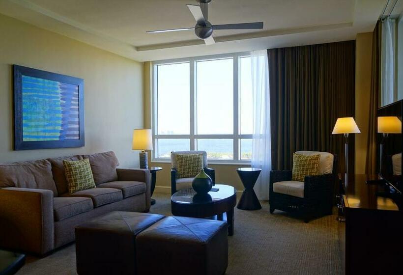 جناح مطلّ علي البحر, Palm Beach Singer Island Resort & Spa Luxury Suites