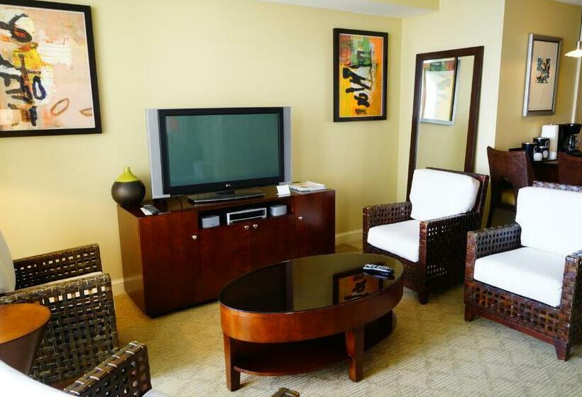 جناح مطلّ علي البحر, Palm Beach Singer Island Resort & Spa Luxury Suites