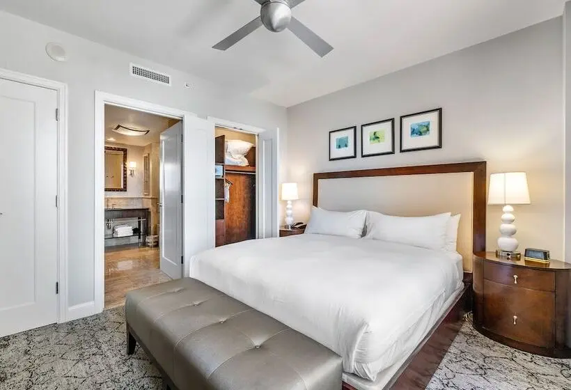 デラックススイート, Palm Beach Singer Island Resort & Spa Luxury Suites