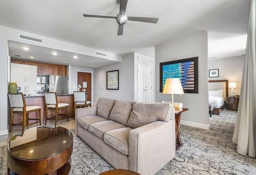 جناح ديلوكس, Palm Beach Singer Island Resort & Spa Luxury Suites