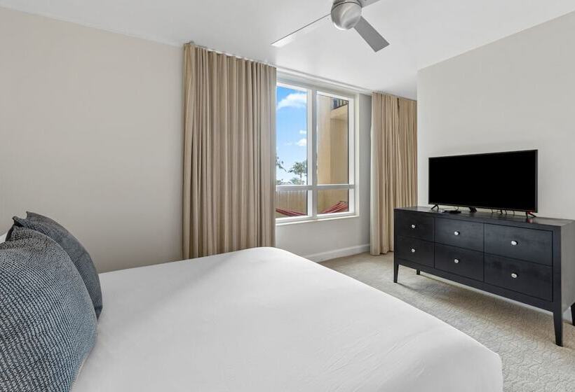 جناح ديلوكس مطل على البحر, Palm Beach Singer Island Resort & Spa Luxury Suites