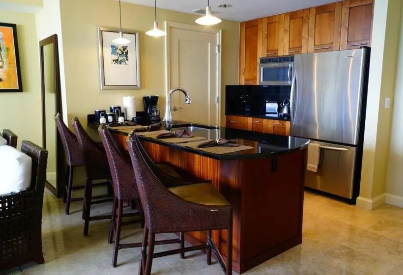 オーシャンビュースイート, Palm Beach Singer Island Resort & Spa Luxury Suites