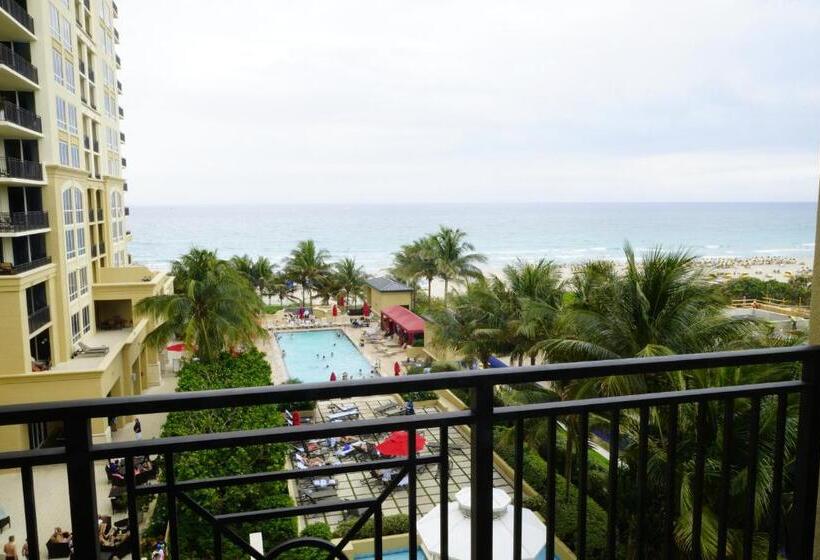 جناح مطلّ علي البحر, Palm Beach Singer Island Resort & Spa Luxury Suites