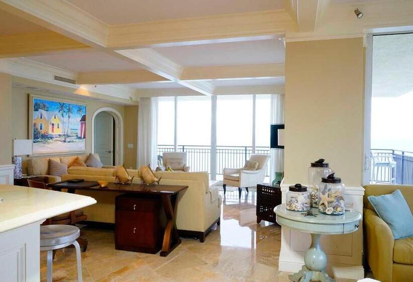 جناح ملكى, Palm Beach Singer Island Resort & Spa Luxury Suites