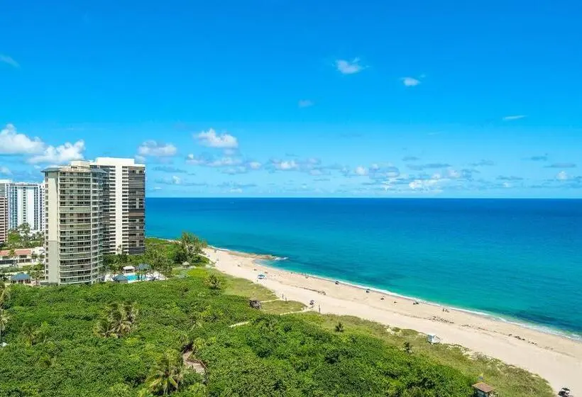 キングサイズベッドのスイートルーム, Palm Beach Singer Island Resort & Spa Luxury Suites