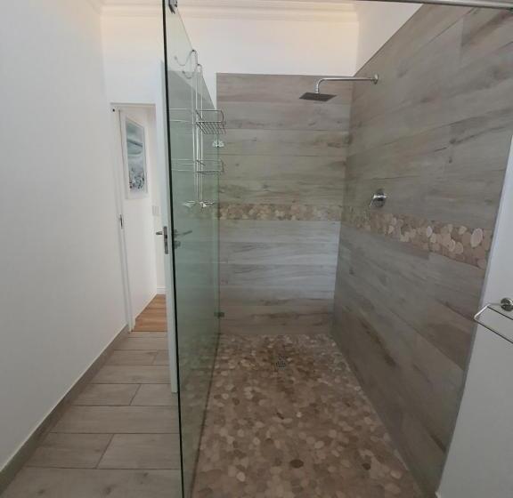 スタンダードルーム, Plett57   Self Catering   Room No1