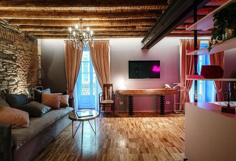 سوییت لوکس, Vitrum   Como Luxury Suites