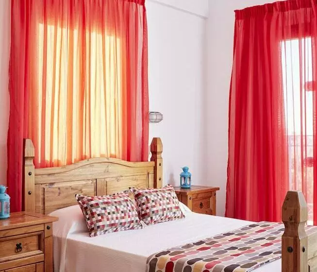 ویلای 3 خوابه با استخر, Azzurro Luxury Holiday Villas