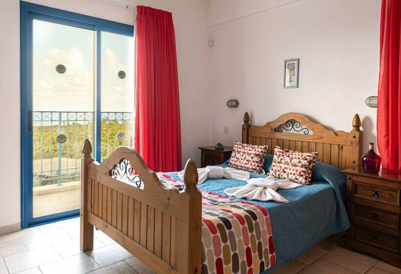 プール付３ベッドルーム　ビラ, Azzurro Luxury Holiday Villas