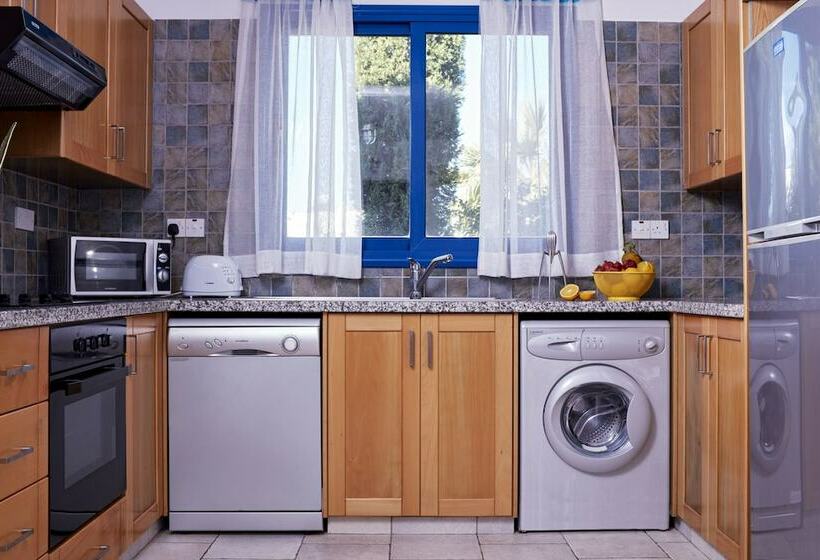 プール付３ベッドルーム　ビラ, Azzurro Luxury Holiday Villas