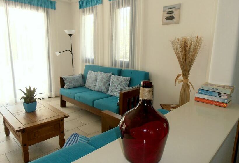 プール付３ベッドルーム　ビラ, Azzurro Luxury Holiday Villas