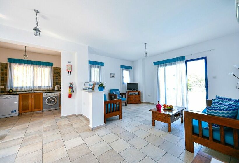 プール付３ベッドルーム　ビラ, Azzurro Luxury Holiday Villas