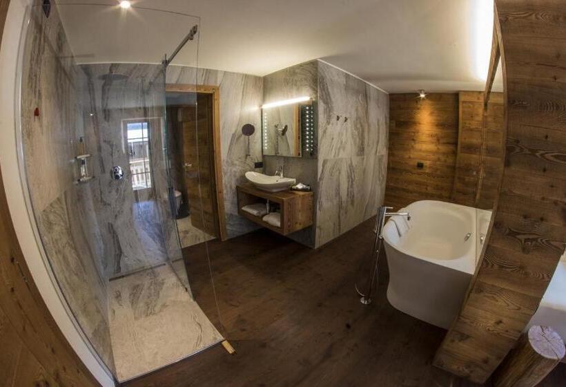 주니어 스위트, Bivio Hotel Plaza