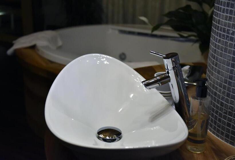 디럭스 스위트, Bivio Hotel Plaza