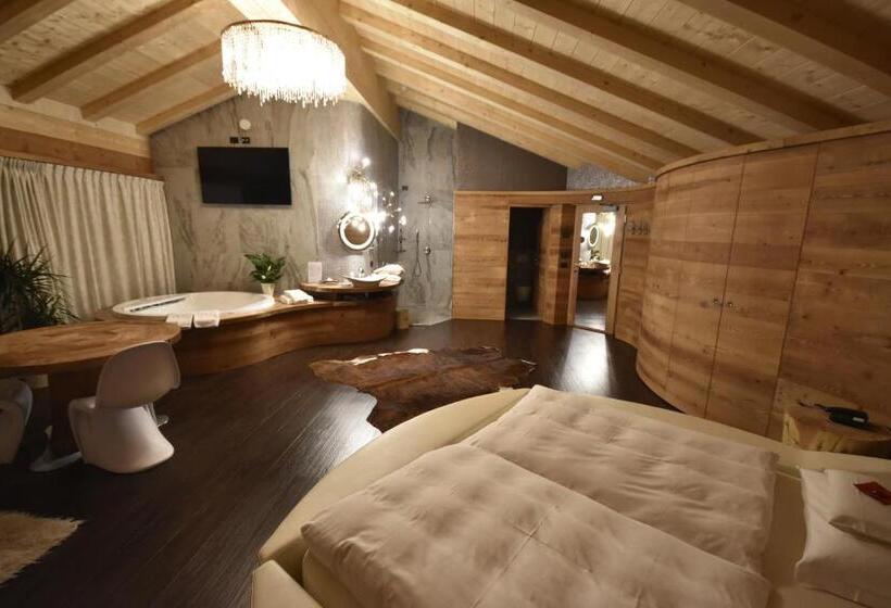 디럭스 스위트, Bivio Hotel Plaza