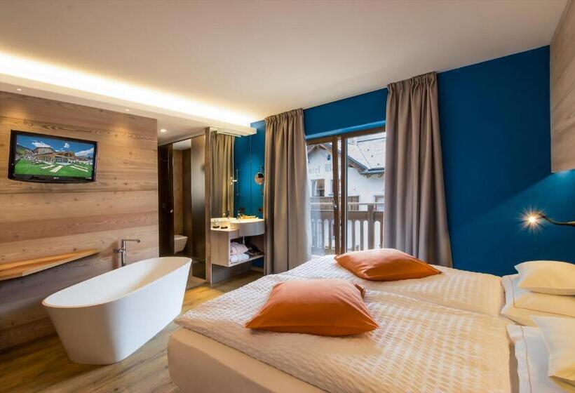 اتاق سوپریور با بالکن, Bivio Hotel Plaza