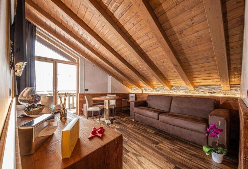 디럭스 스위트, Bivio Hotel Plaza