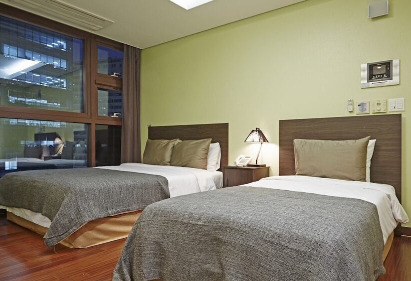 デラックスルーム, Brown Suites Residence