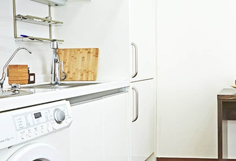 家庭套房, Brown Suites Residence