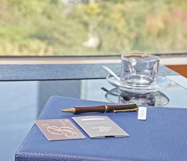 套房, Brown Suites Residence