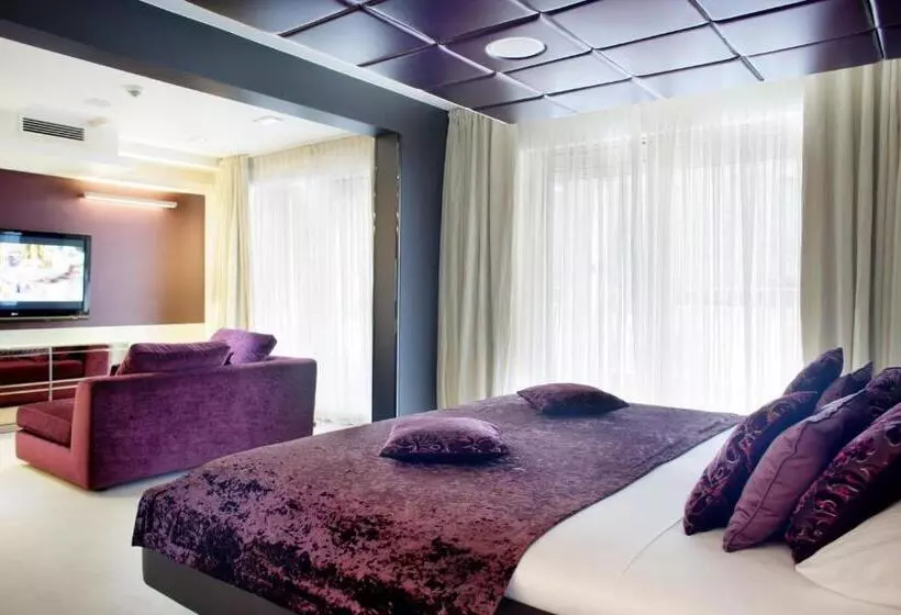 キングサイズベッドのジュニアスイート, Damianii Luxury Boutique Hotel & Spa