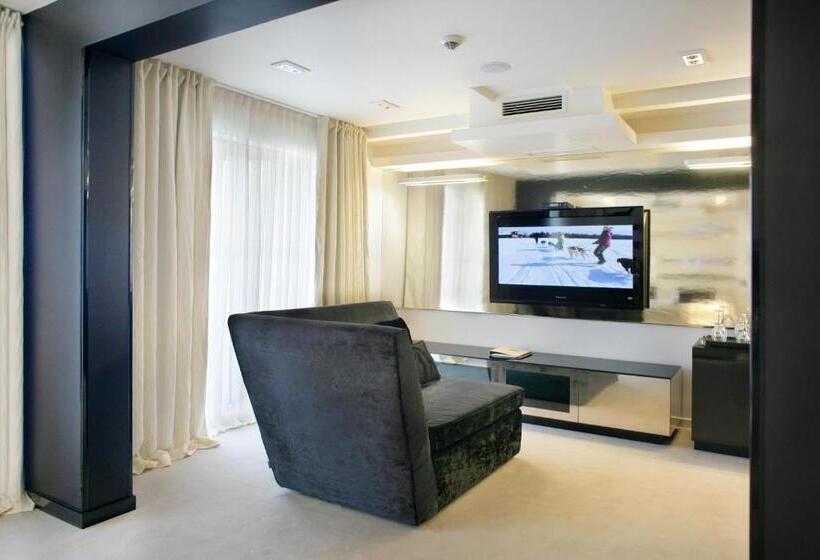 סוויטת אקזקיוטיב נוף לים, Damianii Luxury Boutique Hotel & Spa