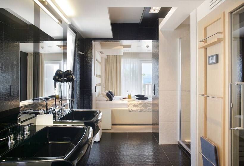 סוויטת אקזקיוטיב נוף לים, Damianii Luxury Boutique Hotel & Spa