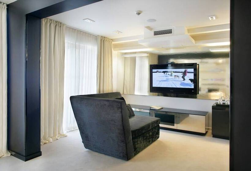 סוויטת אקזקיוטיב נוף לים, Damianii Luxury Boutique Hotel & Spa