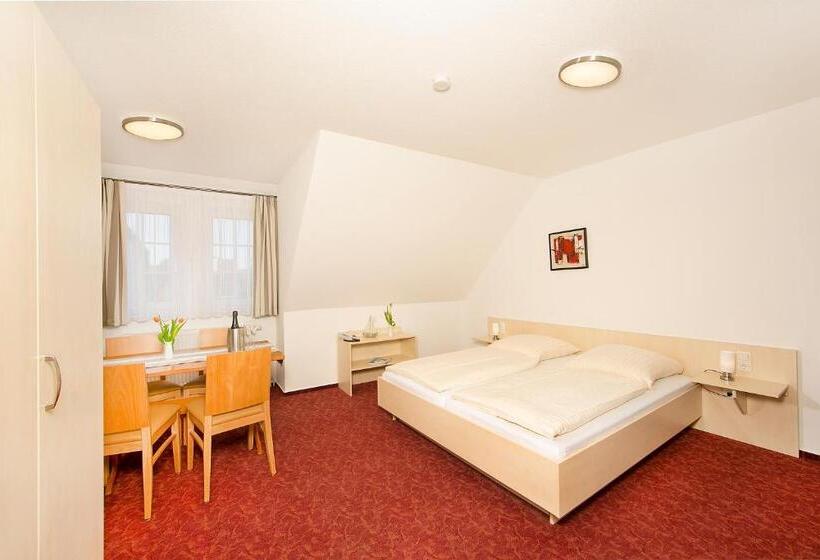 Семейные Апартаменты, Ferienhotel Bernstein