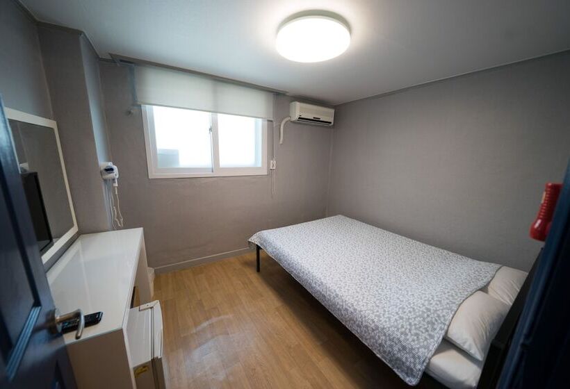 Quarto Estandar, Beewon Guest House