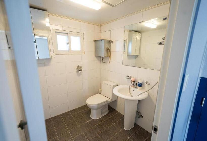 Quarto Triplo Estandar, Beewon Guest House