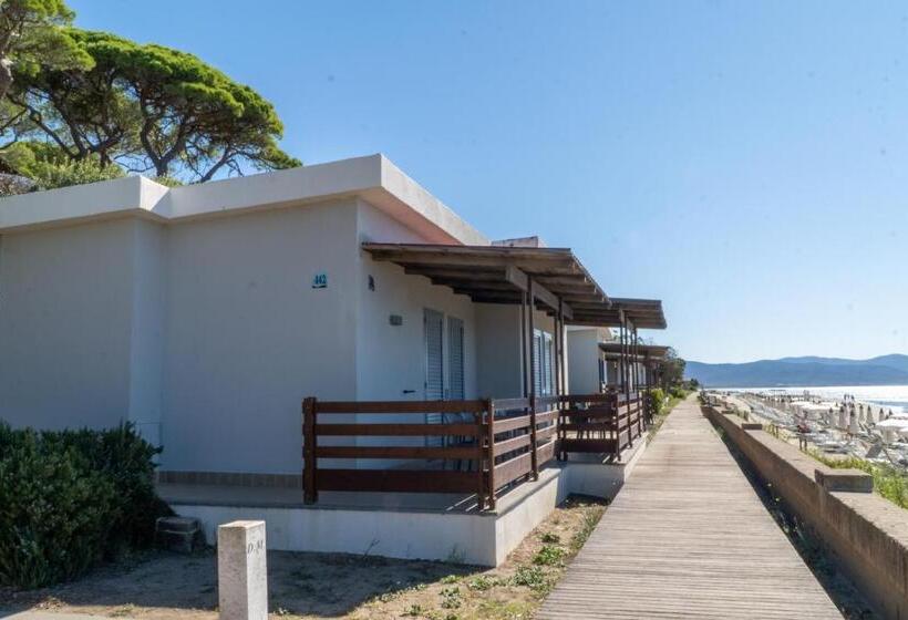 オーシャンビューのスタンダードバンガロー, Golfo Del Sole Holiday Resort