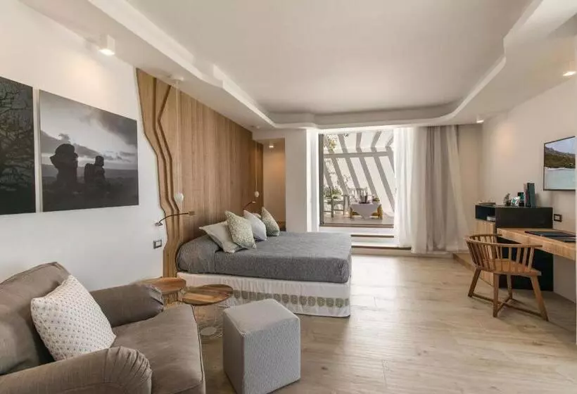 سوییت جونیور لوکس, Grand Relais Dei Nuraghi