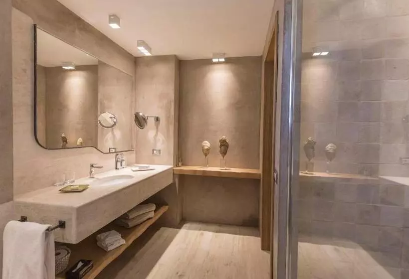 سوییت جونیور لوکس, Grand Relais Dei Nuraghi
