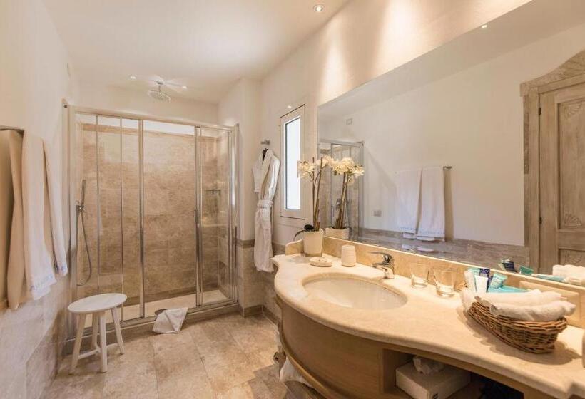 庭の見えるジュニアスイート, Grand Relais Dei Nuraghi