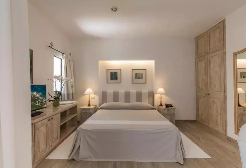 سوئیت جونیور با چشم‌انداز باغ, Grand Relais Dei Nuraghi