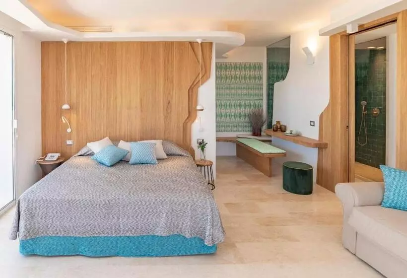 سوییت با چشم‌انداز دریا, Grand Relais Dei Nuraghi