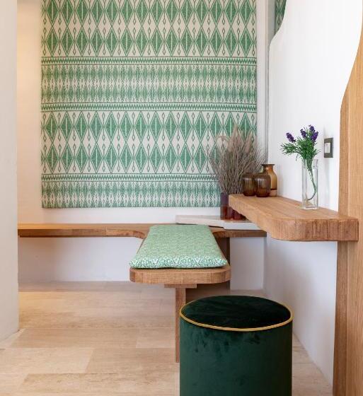 جناح مطلّ علي البحر, Grand Relais Dei Nuraghi