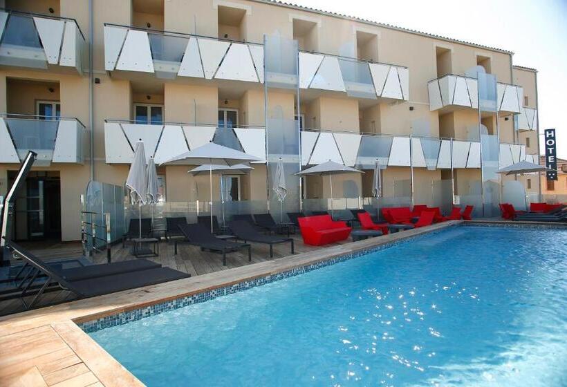 Номер Superior Вид на Бассейн, Hôtel Méditerranée