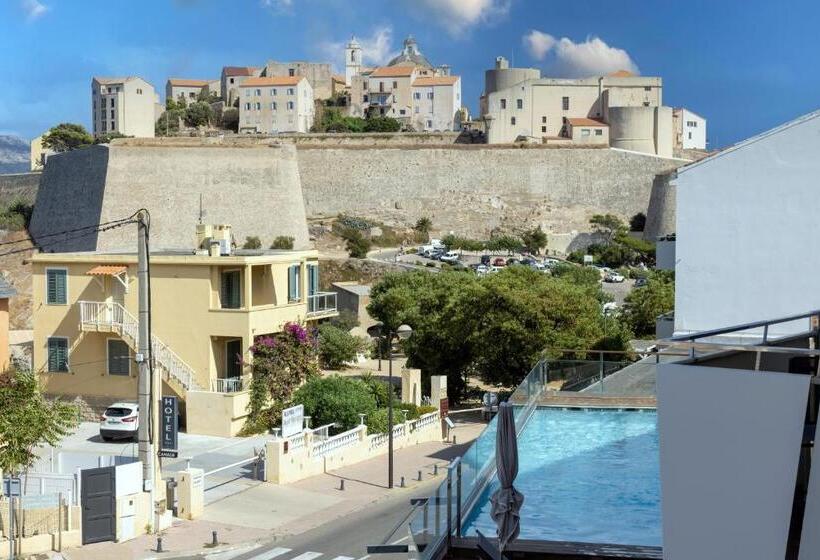 Номер Basic, Hôtel Méditerranée