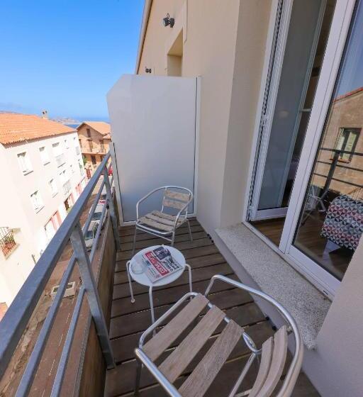 Трежместный Номер Economy, Hôtel Méditerranée