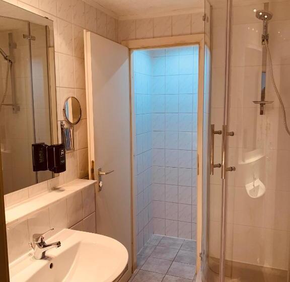 Номер Стандарт Трехместный, Kunibert Der Fiese Superior