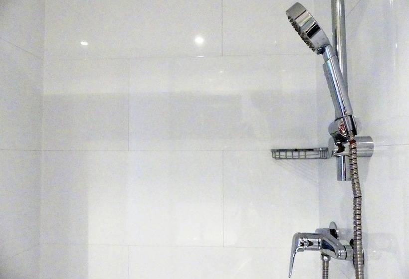 Номер Стандарт Индивидуальный, Kunibert Der Fiese Superior