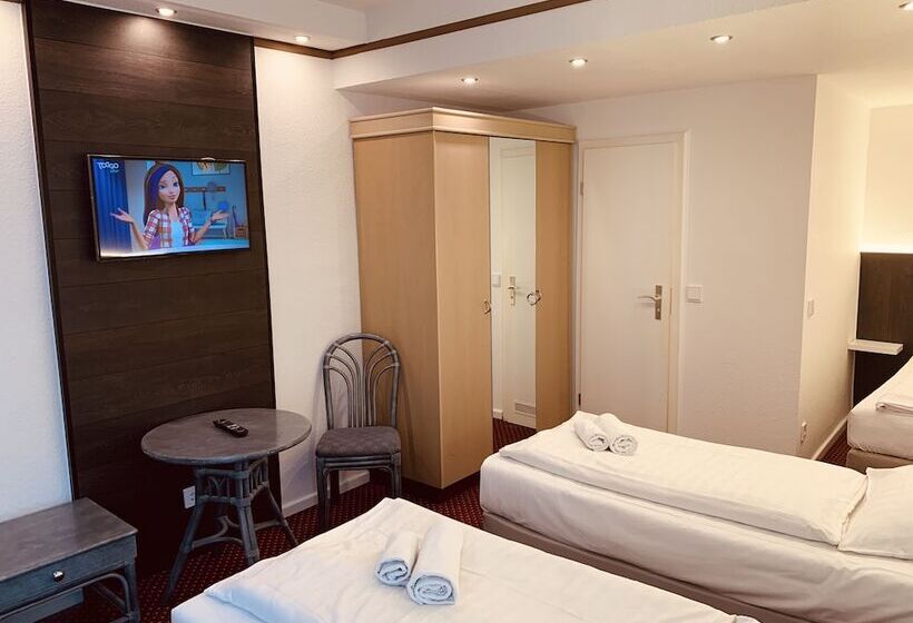 Номер Стандарт Трехместный, Kunibert Der Fiese Superior